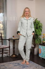 دفء المساء الهادئ