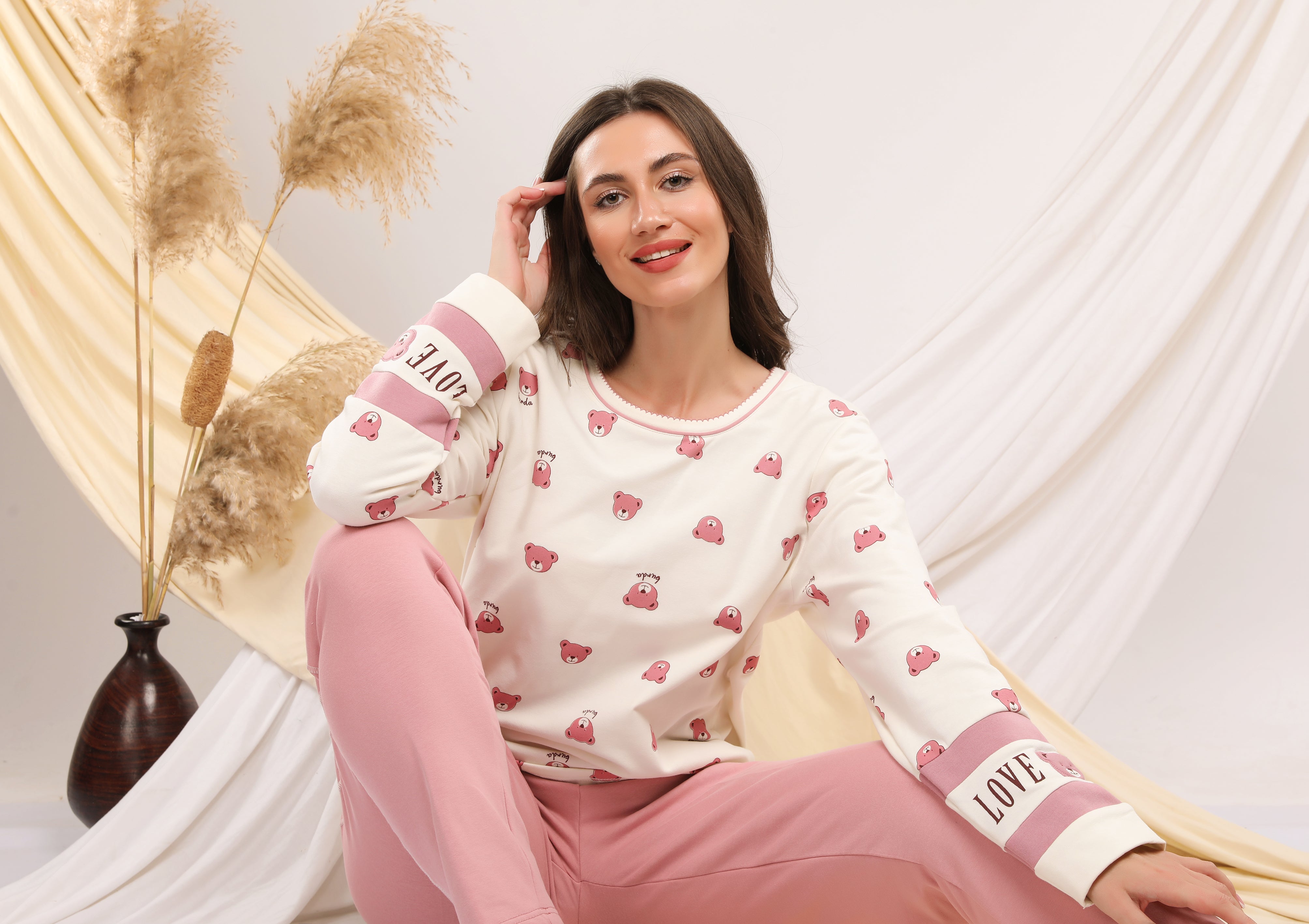 Vanilla Pajama: The Ultimate Blend of Comfort and Elegance