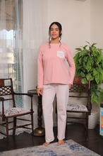 أحضان الليل الدافئ