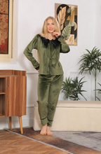 أمسية دافئة