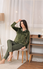 ليالي الدفء والحنان