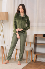 ليالي الدفء والحنان